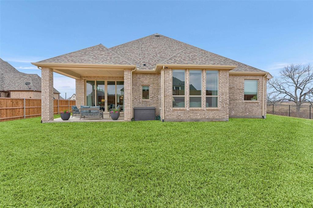 2819 Deerwood Court
