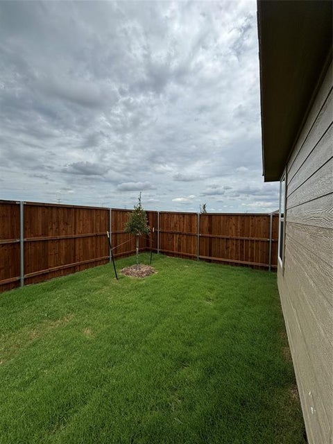 Tiny photo for 936 Pastern Street, Aubrey, TX 76227 (MLS # 21396639)