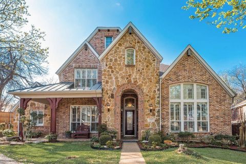 647 Royalwood Court Grand Prairie TX 75052