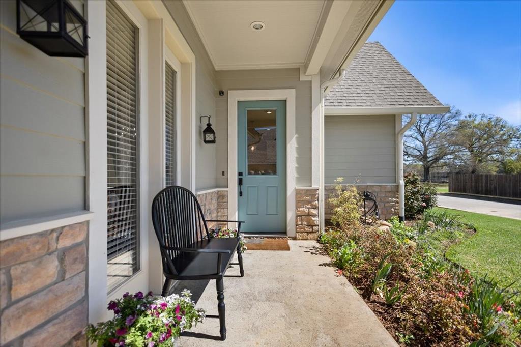 14621 Twin Pines Lane