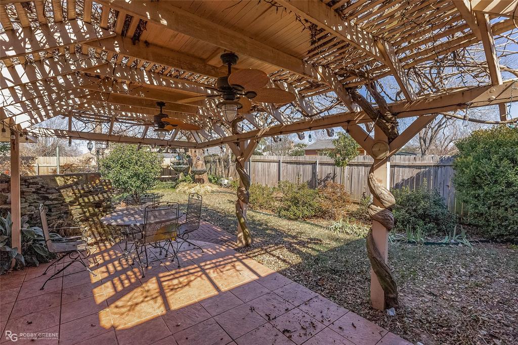 Shreveport, Louisiana 71115, United States, 4 Bedrooms Bedrooms, ,2 BathroomsBathrooms,Residential,Contingent,119803