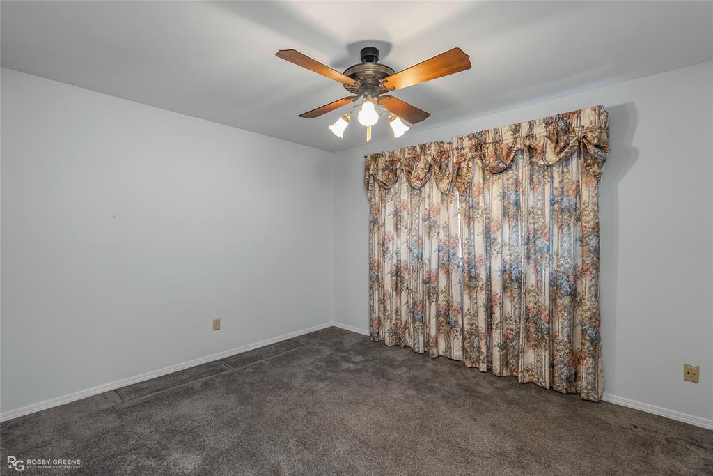 Shreveport, Louisiana 71115, United States, 4 Bedrooms Bedrooms, ,2 BathroomsBathrooms,Residential,Contingent,119803