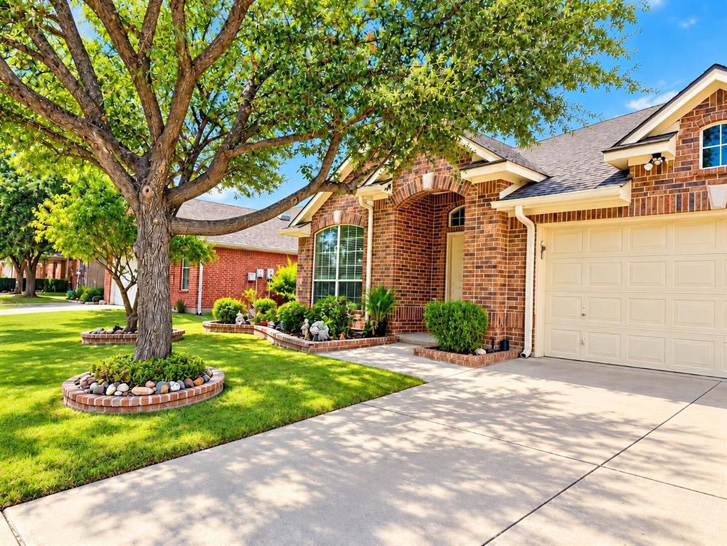 11504 Crystal Falls Drive