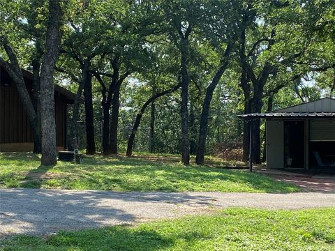 A home in Mineral Wells