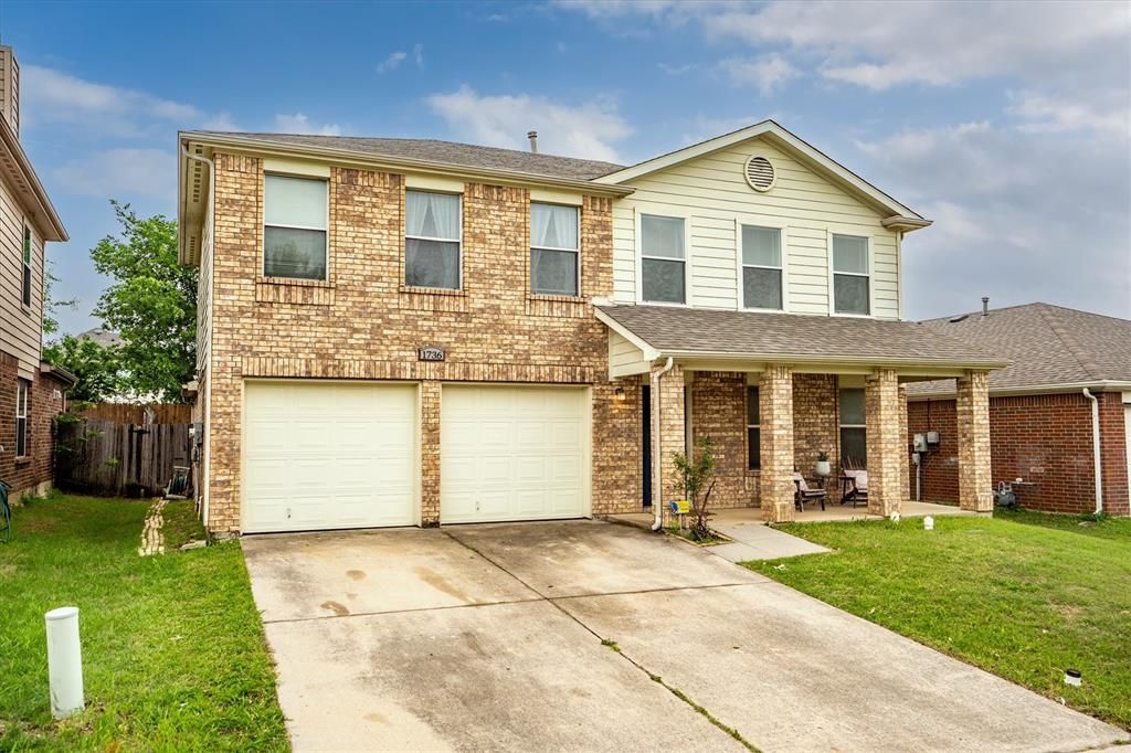 Photo of 1736 White Feather Lane, Fort Worth, TX 76131 (MLS # 21249487)