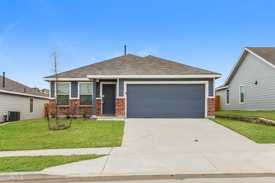 Adorable home ready for move in! This home offer 3 bedroom and 2 bathrooms located in beautiful place. In addition, this home features vinyl and carpeted floors, a modern kitchen with updated cabinets and offer plenty of counterspace. Home has 2 car garage. The private, fenced in backyard, is perfect for pets or for enjoying gorgeous days outdoors. This Home won’t last long. Apply today!