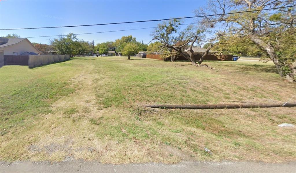 806 Davey Crockett Street