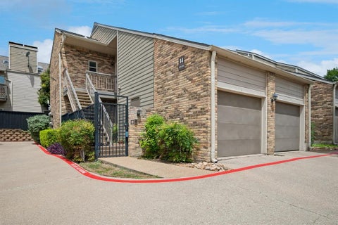 Photo of 5616 Preston Oaks Road #1405, Dallas, TX 75254 (MLS # 21300889)