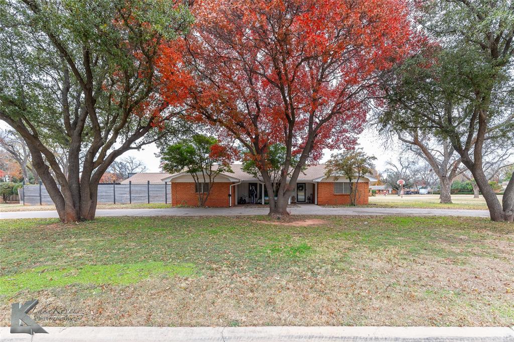 1909 River Oaks Road