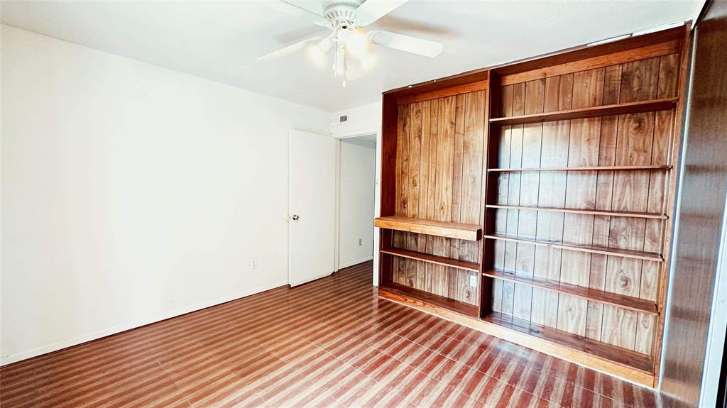 Las Brisas - Residential