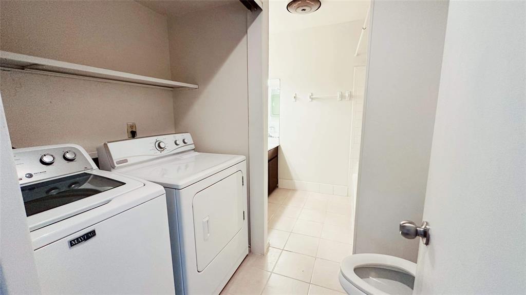 Las Brisas - Residential