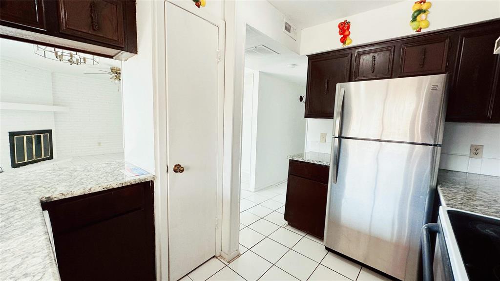 Las Brisas - Residential