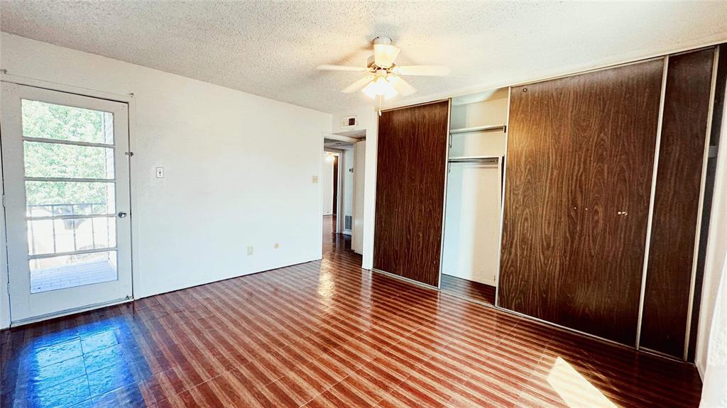 Las Brisas - Residential