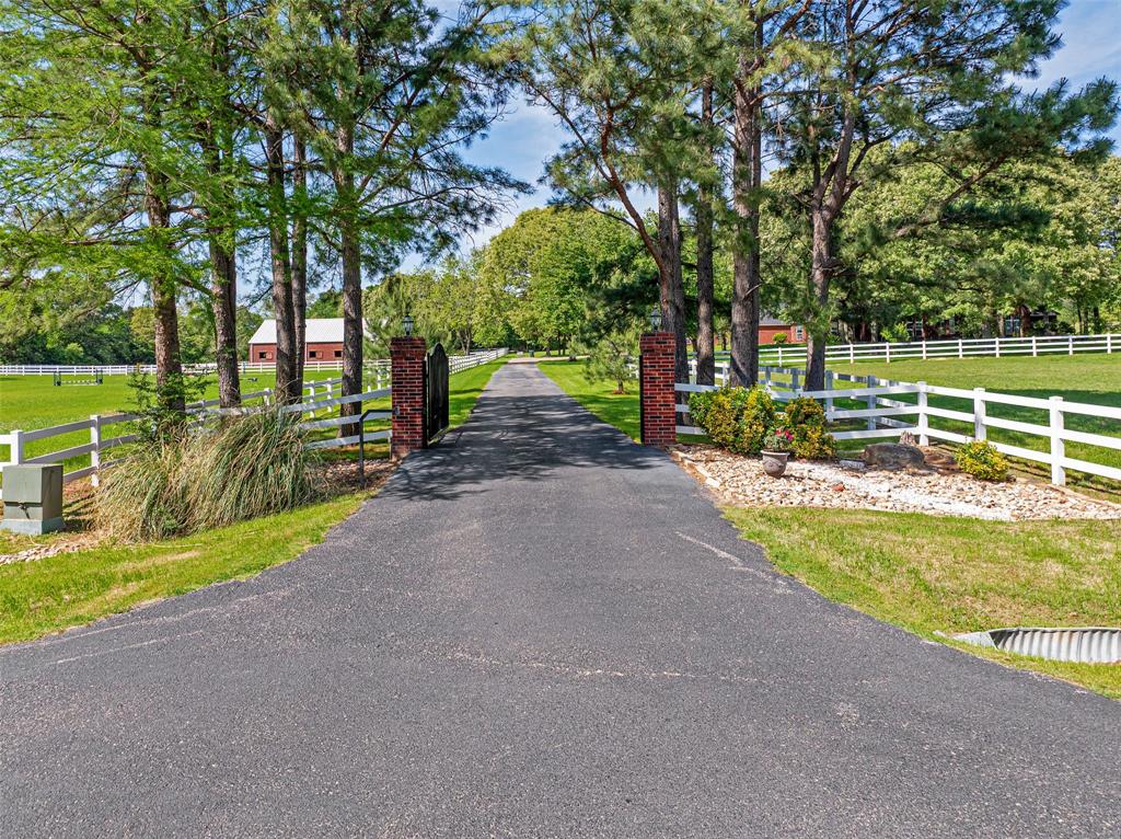 4390 Stonebridge