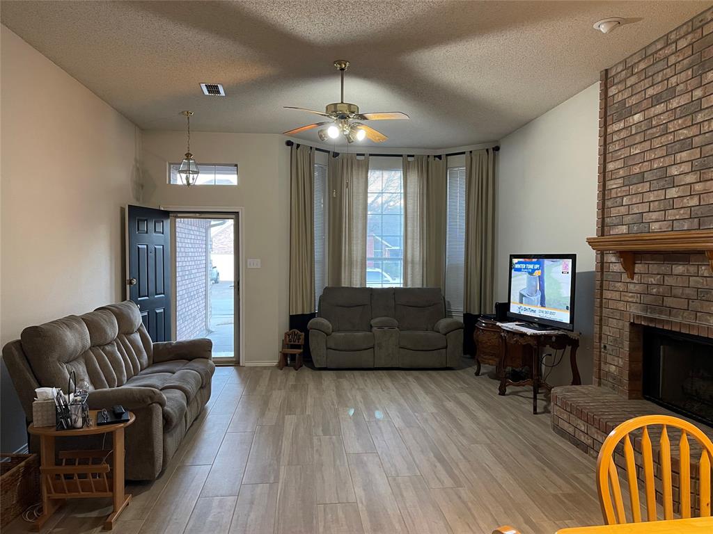 2118 Stoneridge Drive