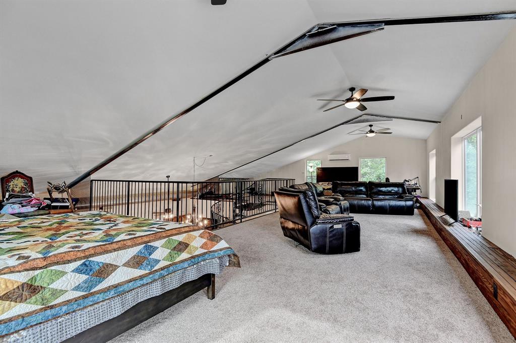 De Los Santos G - Residential Lease