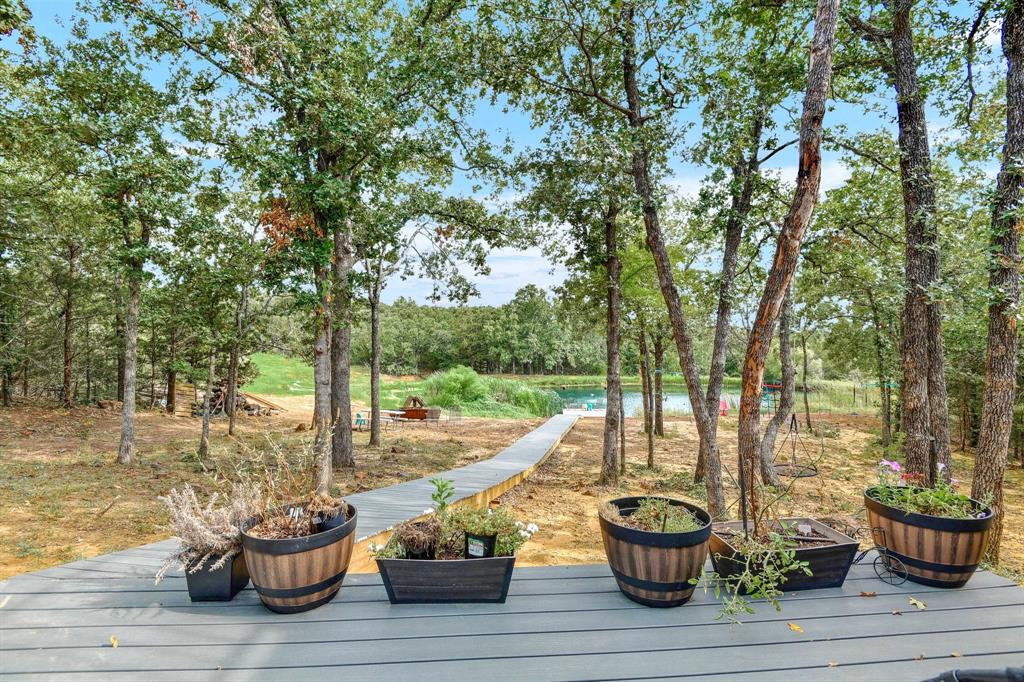 De Los Santos G - Residential Lease