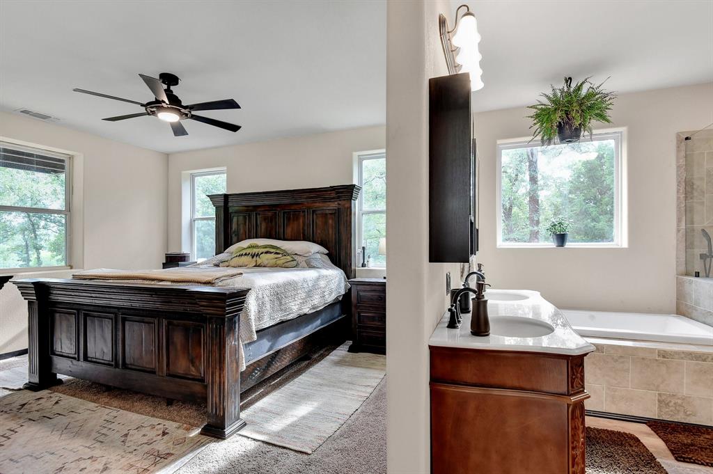 De Los Santos G - Residential Lease