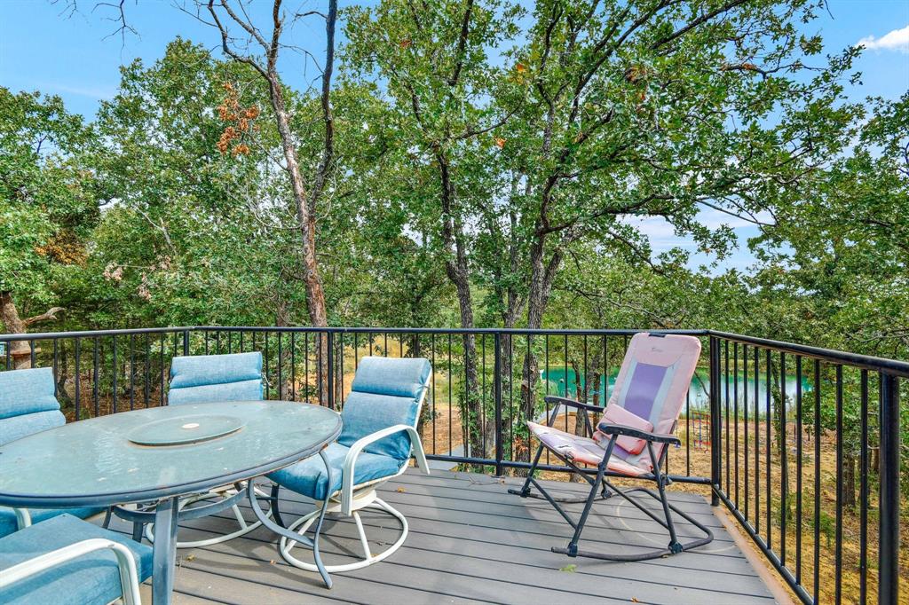 De Los Santos G - Residential Lease