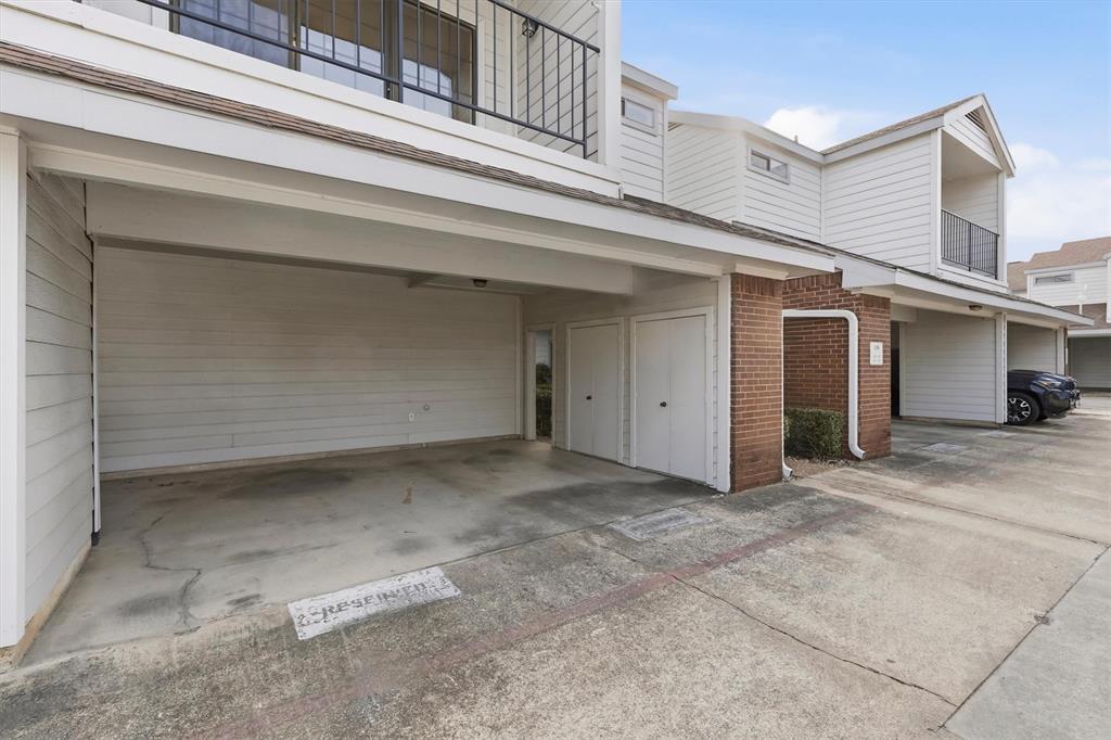 Boardwalk On The Pkwy Condos - Residential