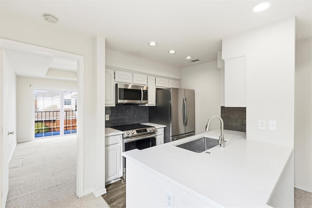 Boardwalk On The Pkwy Condos - Residential