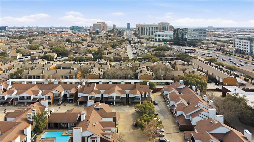 Boardwalk On The Pkwy Condos - Residential