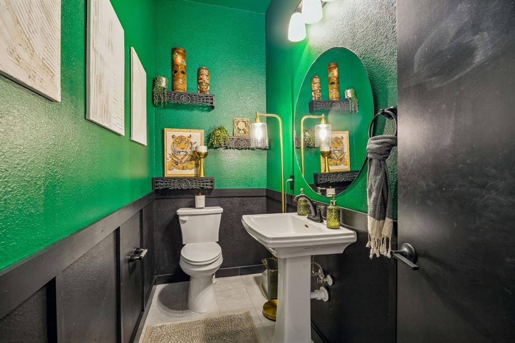 Fort Worth Ave Twnhms - Residential