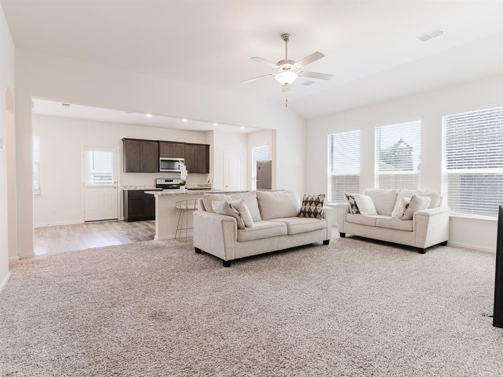 SEAGOVILLE FARMS PH 1 - Residential Lease