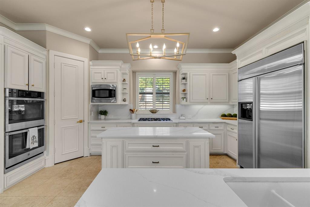 6628 Briar Ridge Lane