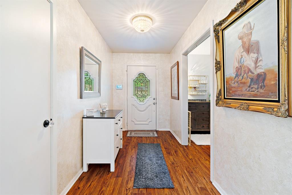 3175 Laurel Lane