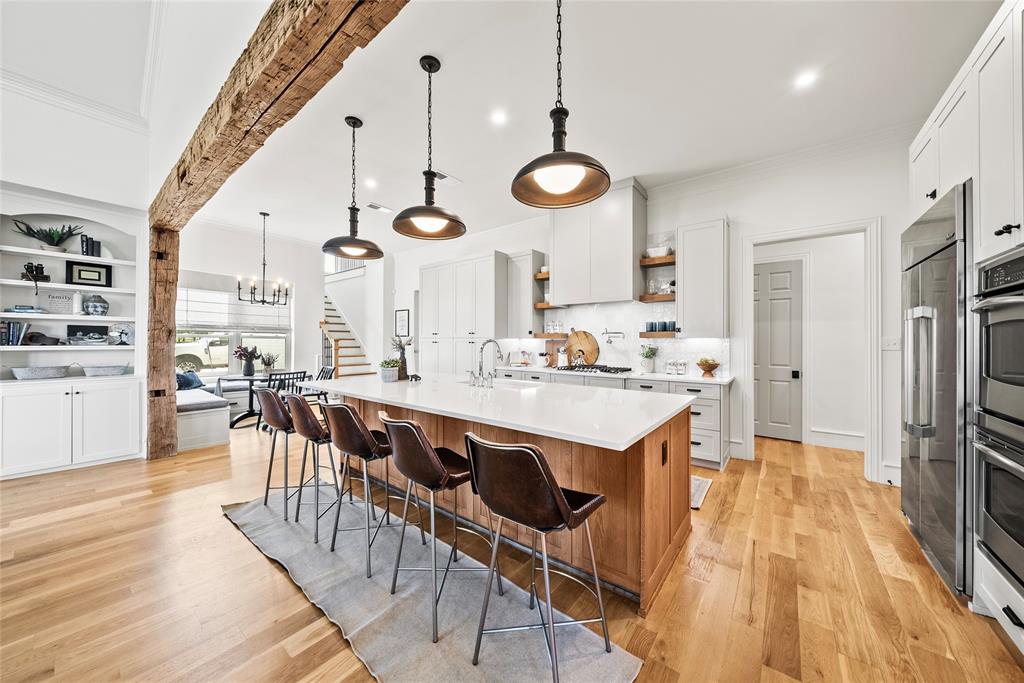 Hickory Hill Estate - Residential