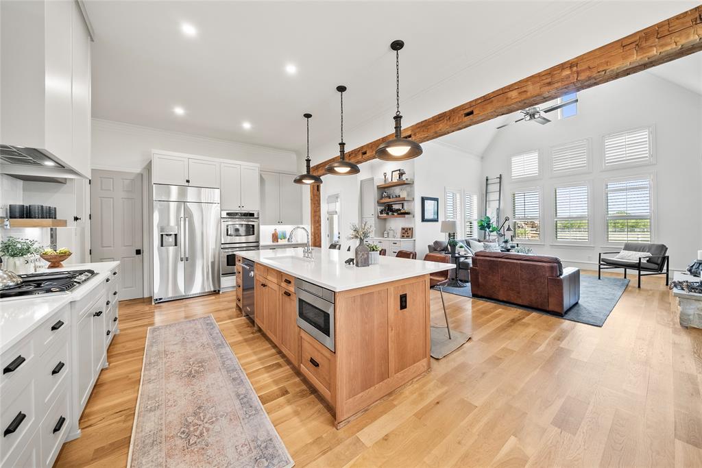 Hickory Hill Estate - Residential