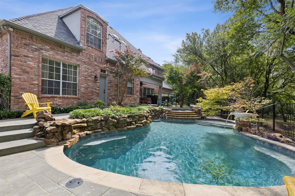 Latrobe Add - Residential