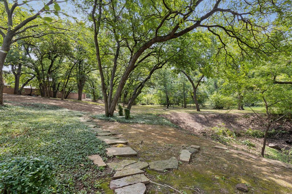 Latrobe Add - Residential