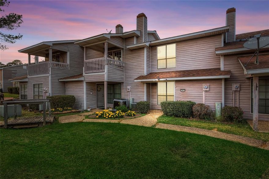 Looking for a residence that's modern, convenient, and low maintenance? Check out this cozy two-story townhome in West Shreveport. You will be greeted with a welcoming environment with natural light, wood floors, and brick-decorated fireplace. Upstairs are two spacious bedrooms and bathroom. The primary bedroom offers skylights as well as balcony overseeing the neighborhood. Schedule your private viewing today.