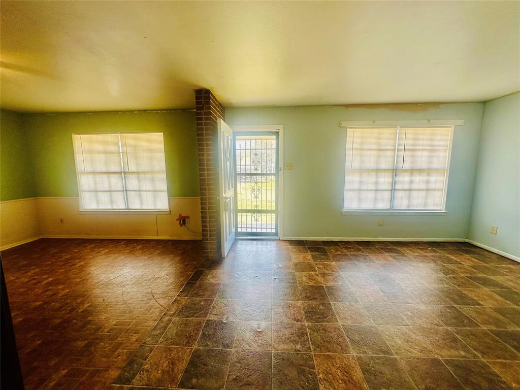 2567 Wood Valley Drive