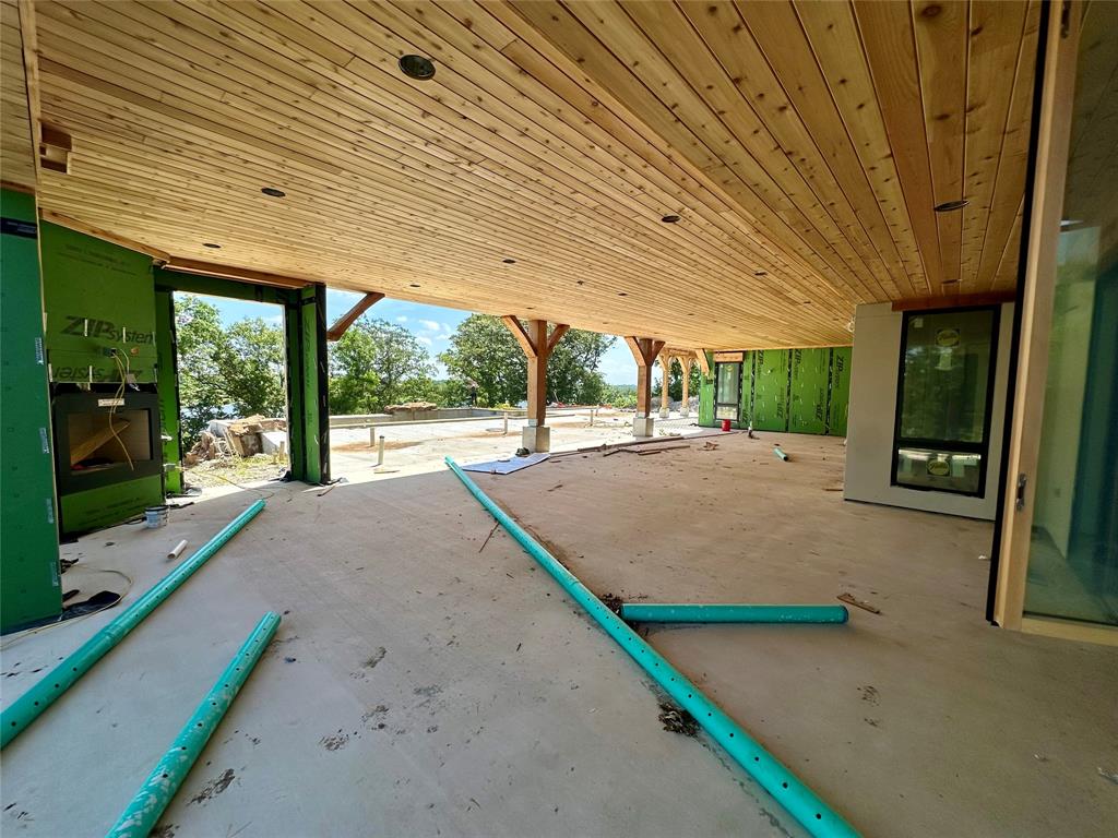 The Refuge At Moss Lake - Residential