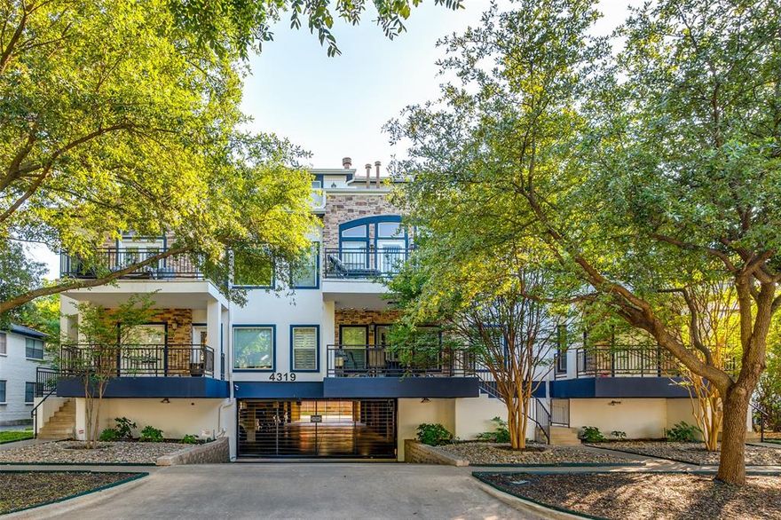 Treetop penthouse in highly desirable SoHIP pocket of Oak Lawn with gorgeous updates! As the only unit in the building with zero shared walls, this condo affords unique privacy and enhanced quiet for those who work from home. Newly installed picture windows in all rooms further enhance this serene atmosphere, and bathe the unit in beautiful natural light. The 9-foot ceilings and bamboo and travertine flooring throughout create a warm and open environment. The oversized island Kitchen is large enough to accommodate 5 barstools and features granite countertops, stainless steel appliances, beautiful cabinetry, and a walk-in pantry. The private balcony is accessible from both the Living Room and Primary Bedroom, and both the Living Room and Primary Bedroom are pre-wired for speakers. The large Ensuite Bath has dual sinks, a soaking tub, separate shower, linen storage, and a huge walk-in closet. Gated building entry with 2 reserved parking spaces, and low monthly dues that include water and trash. Enjoy this highly walkable location with great proximity to the Katy Trail, Highland Park, Uptown, Knox-Henderson, Whole Foods, countless restaurants and nightlife options, and a less than 10-minute drive to Love Field Airport and the Medical District.