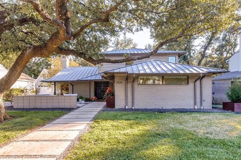 5526 W University Boulevard Dallas TX 75209