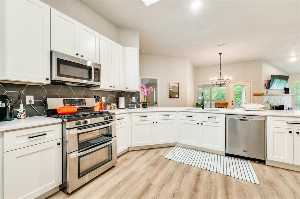 7306 Vista Ridge Lane