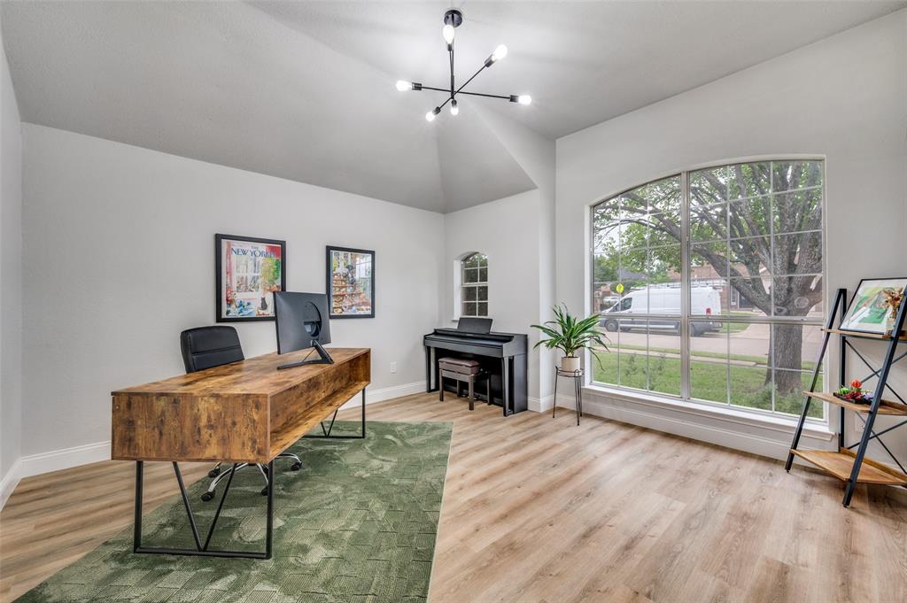 7306 Vista Ridge Lane