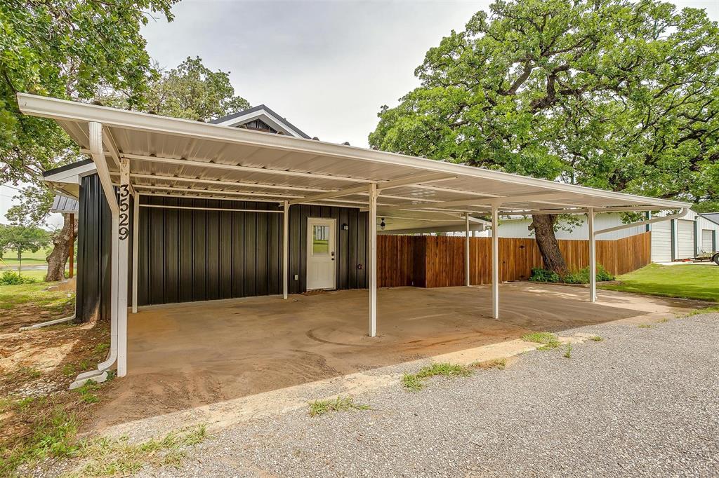 Garrett Fox Pat 106 Abst 273 - Residential Lease