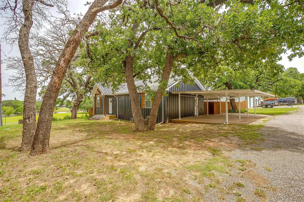 Garrett Fox Pat 106 Abst 273 - Residential Lease