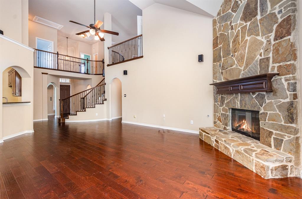 1325 Bateman Lane