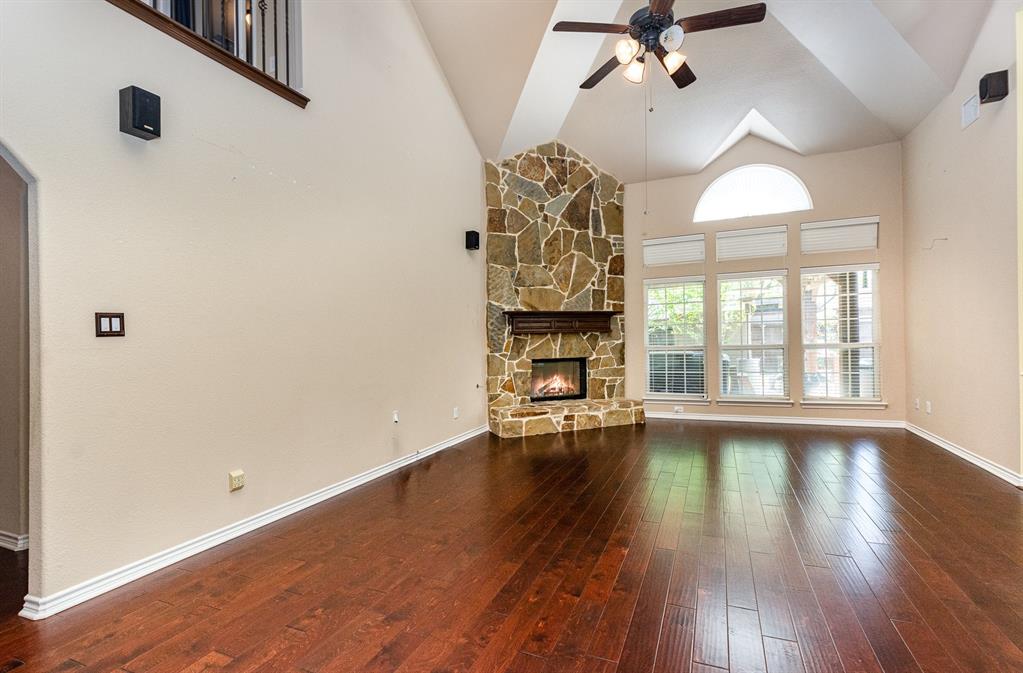 1325 Bateman Lane