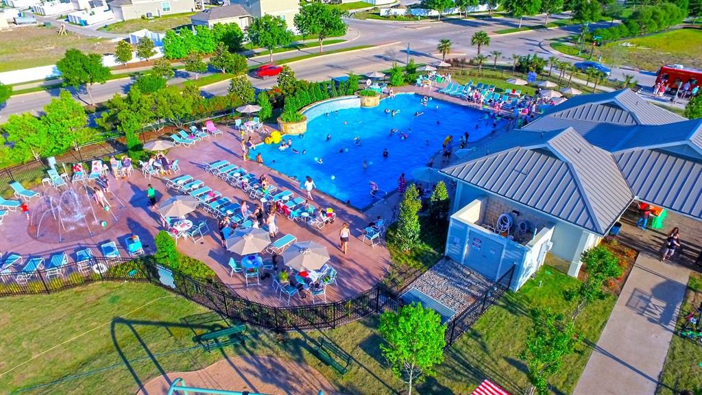 Sea Pines Village At Savannah - Residential