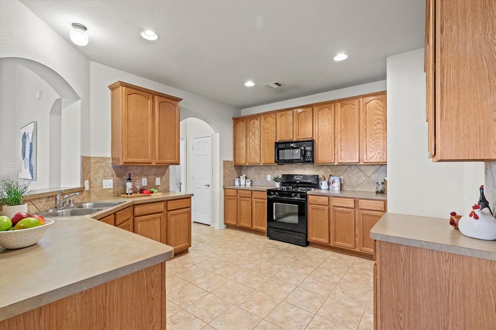 Sea Pines Village At Savannah - Residential