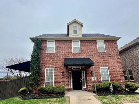 4916 Ridglea Hills Court Fort Worth TX 76116