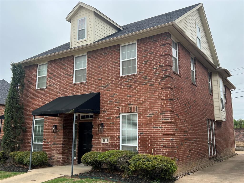 4916 Ridglea Hills Court
