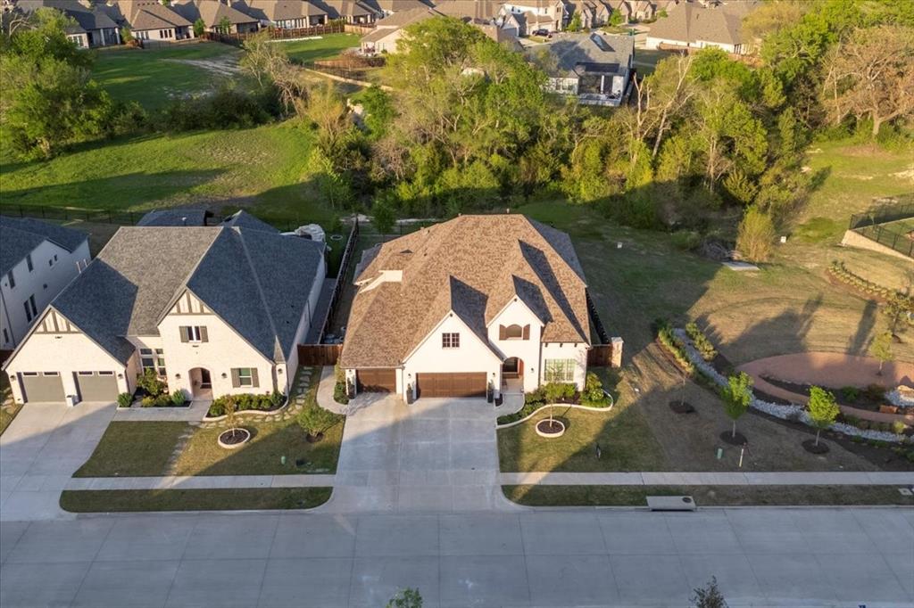 8804 Autumn Lake Trail
